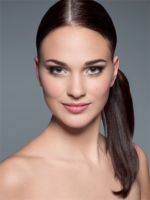 model-portrait-02-hr.jpg