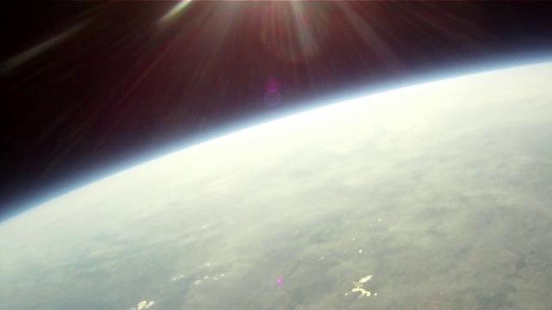 The Stratos-Sphere Project : making-of